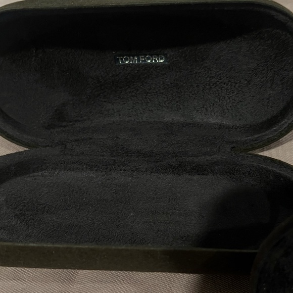 Tom Ford Black Sunglasses Case - Picture 4 of 4